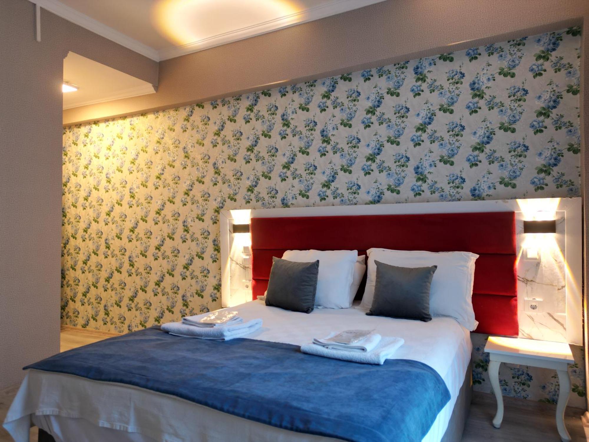 Akman City Hotel คูซาดาซี ภายนอก รูปภาพ