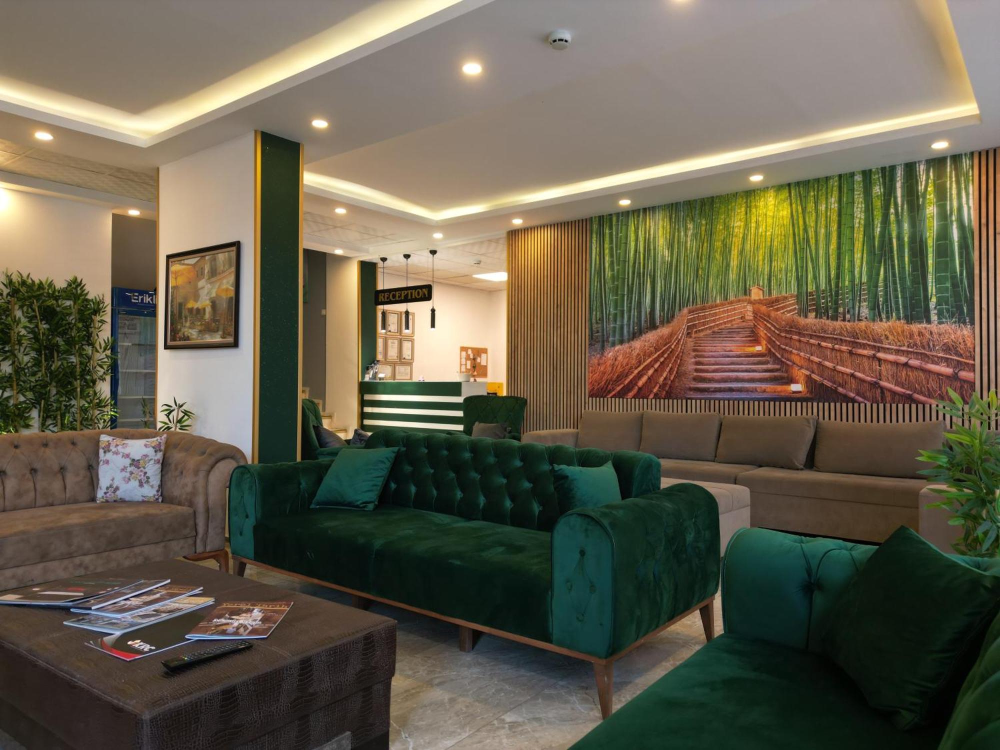 Akman City Hotel คูซาดาซี ภายนอก รูปภาพ