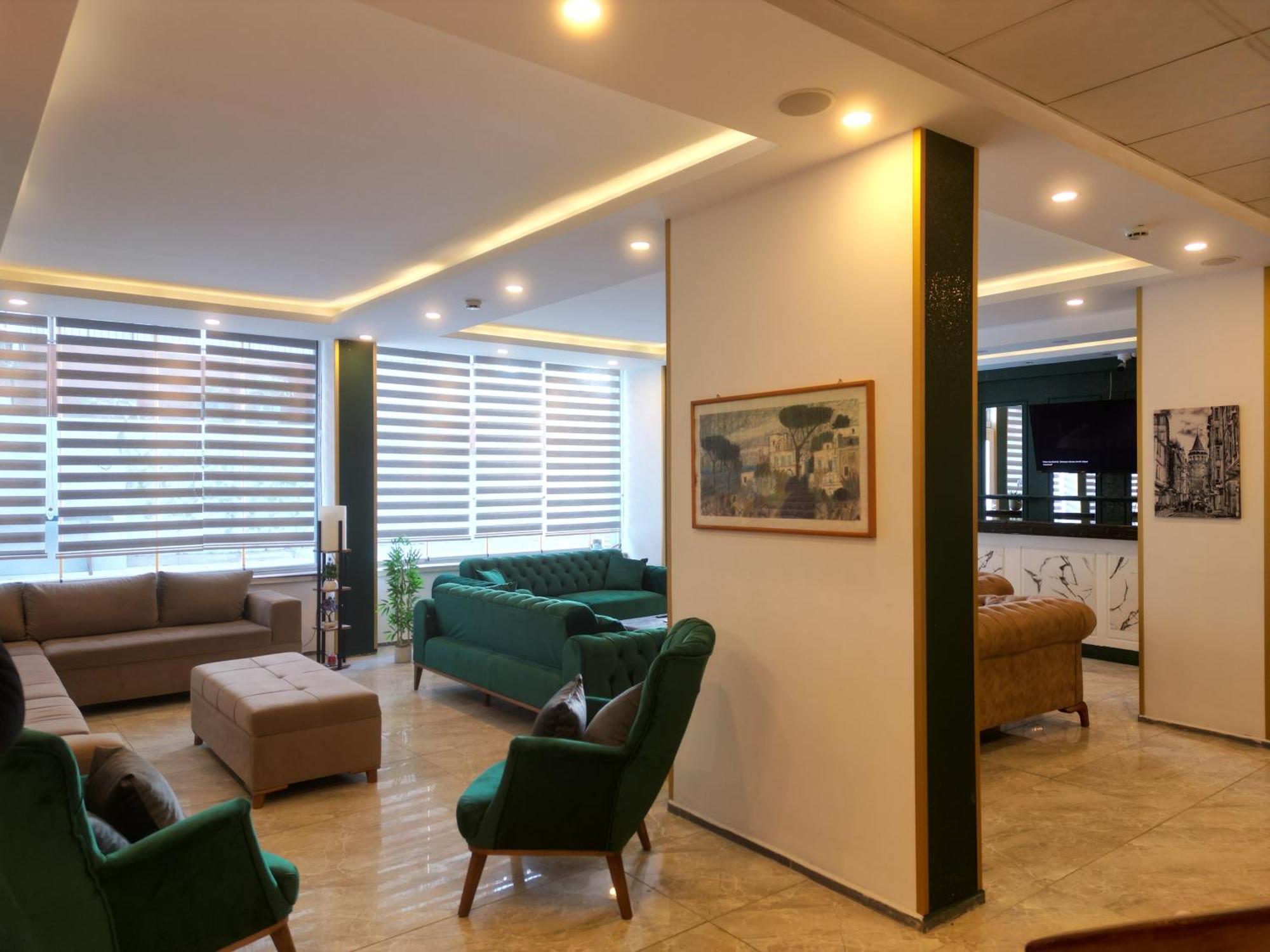 Akman City Hotel คูซาดาซี ภายนอก รูปภาพ