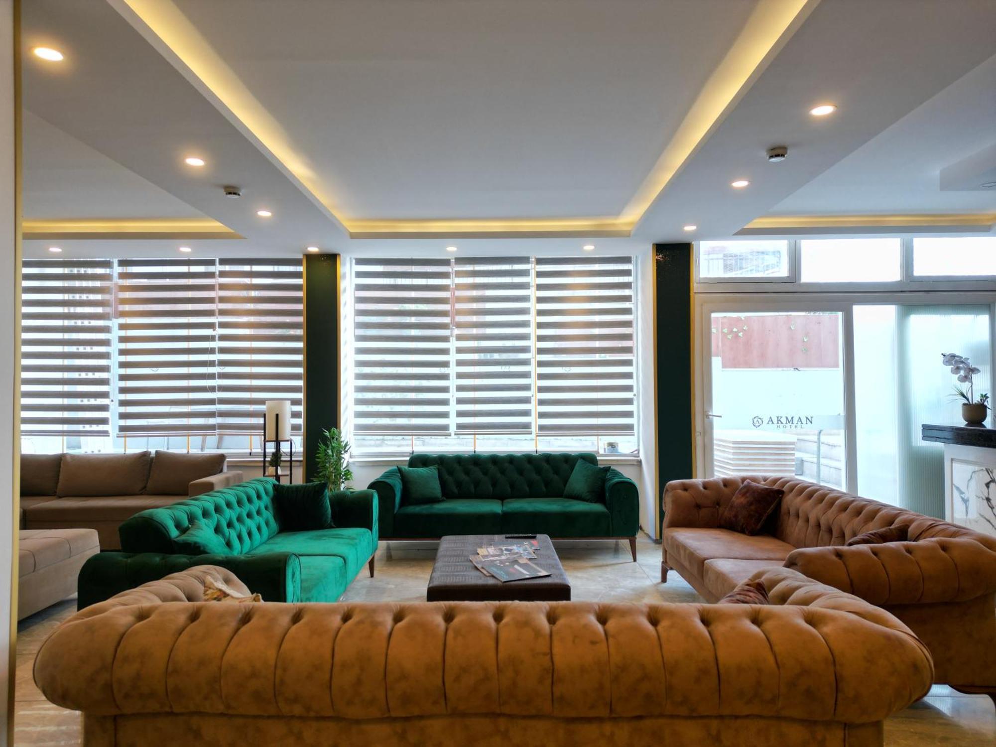 Akman City Hotel คูซาดาซี ภายนอก รูปภาพ